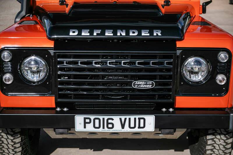 Image 22/31 of Land Rover Defender (2016)