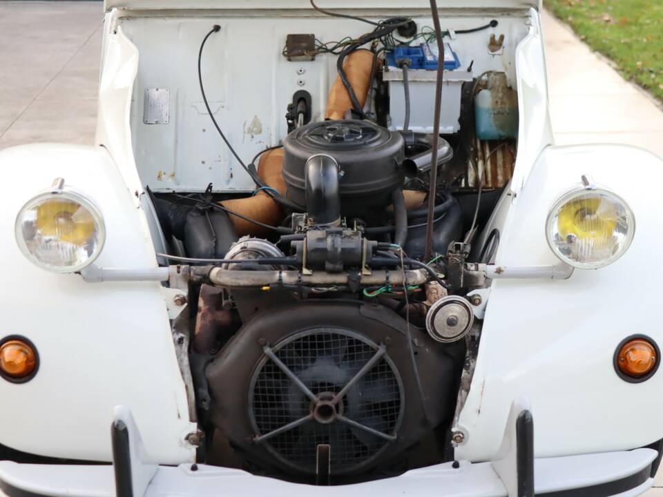 Image 41/50 of Citroën 2 CV 6 (1985)