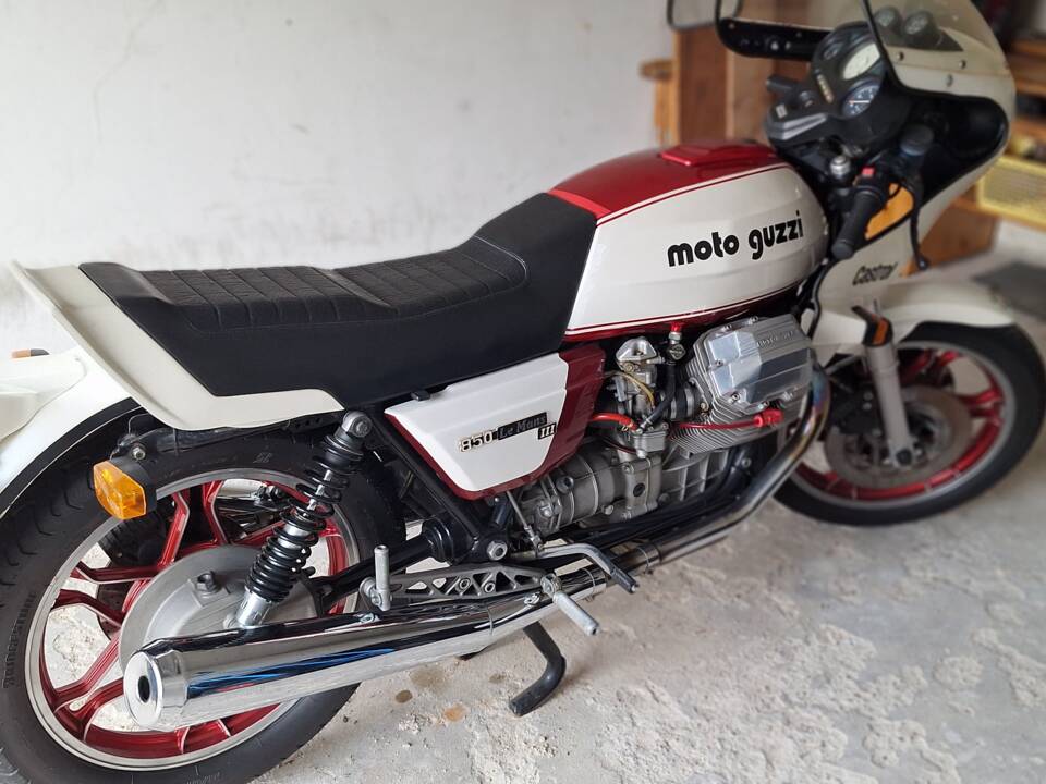 Immagine 5/7 di Moto Guzzi 850 LeMans III (1983)