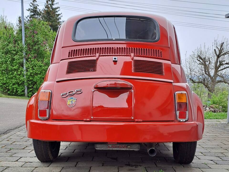 Image 7/8 of FIAT 500 F (1971)