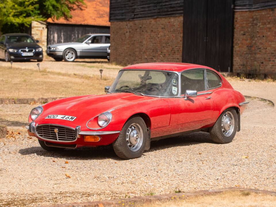 Image 25/50 de Jaguar Type E V12 (2+2) (1973)