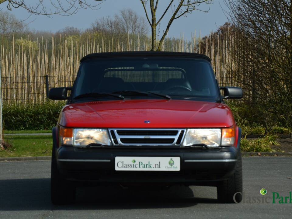 Bild 23/50 von Saab 900 2.0i 16V (1993)