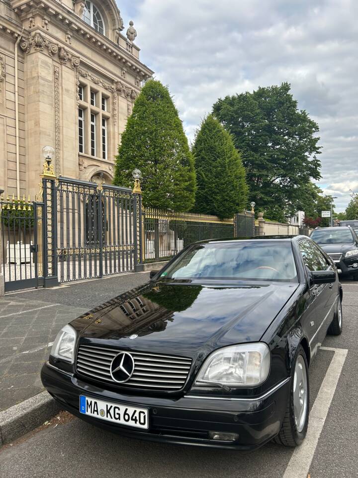Image 2/27 of Mercedes-Benz CL 600 (1998)