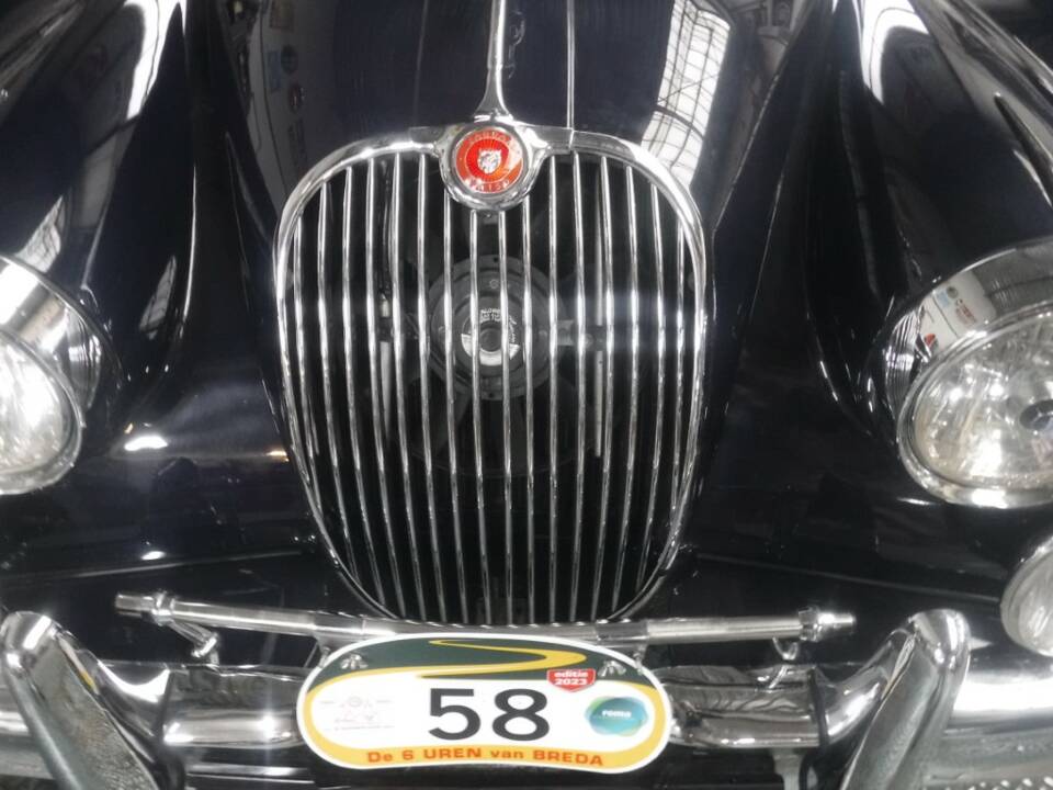 Image 11/50 de Jaguar XK 150 OTS (1959)