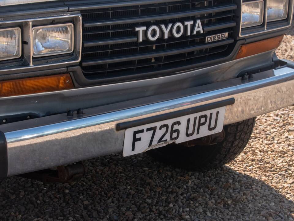 Image 40/46 of Toyota Land Cruiser FJ 62 (1988)