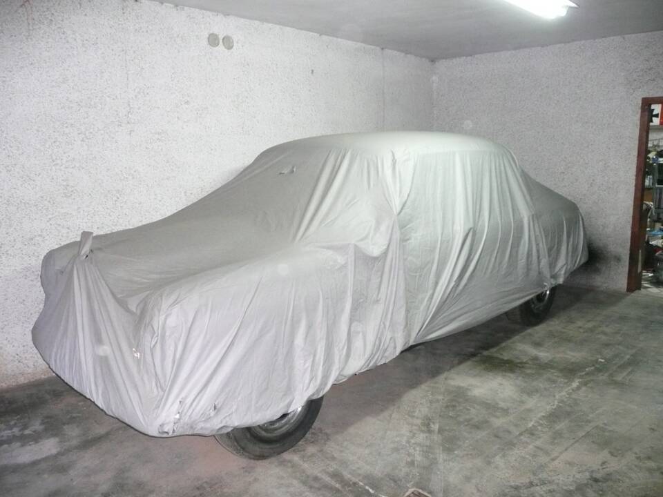 Image 7/30 of Mercedes-Benz 180 Db (1961)