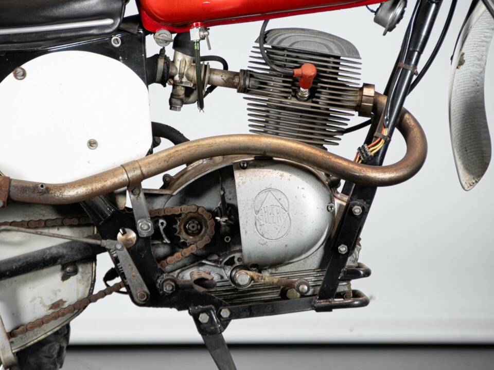 Immagine 40/50 di Gilera 124 5V Regolarità Casa (1972)