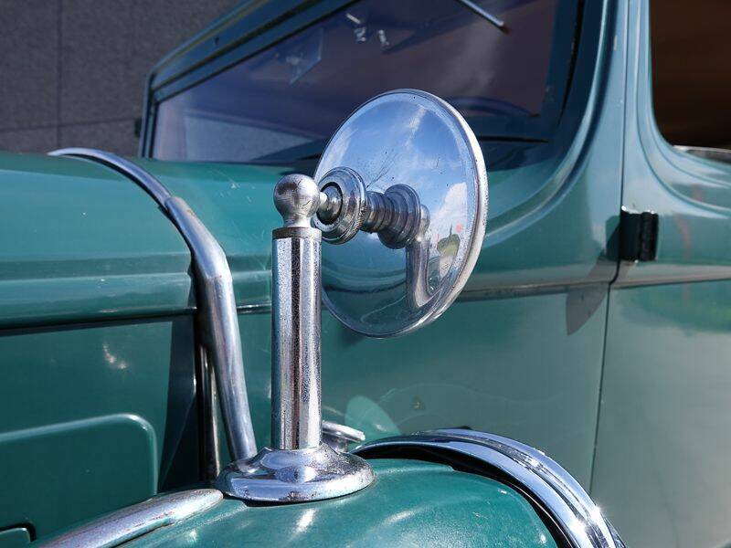 Image 14/15 of Pierce-Arrow Model 54 Sedan (1932)