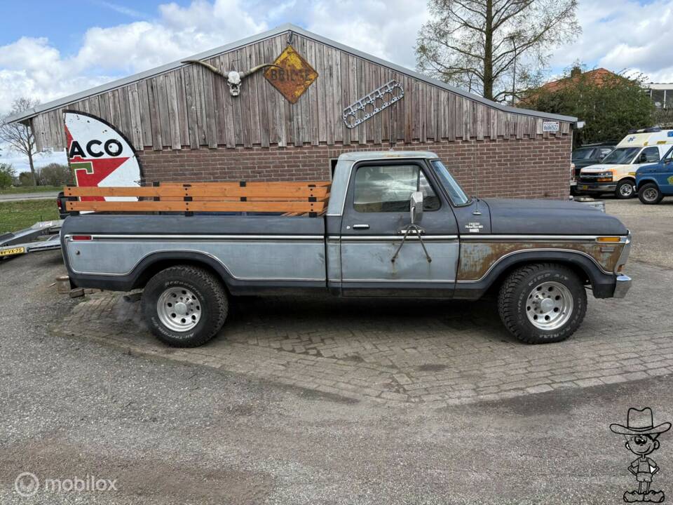 Image 2/32 de Ford F-250 (1978)