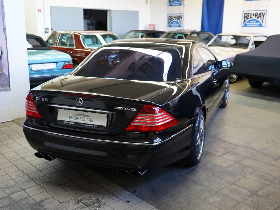Image 9/22 of Mercedes-Benz CL 65 AMG (2005)