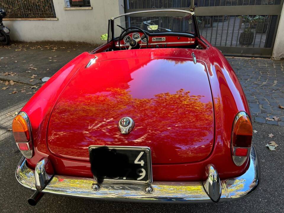 Afbeelding 2/18 van Alfa Romeo Giulietta Spider (1961)
