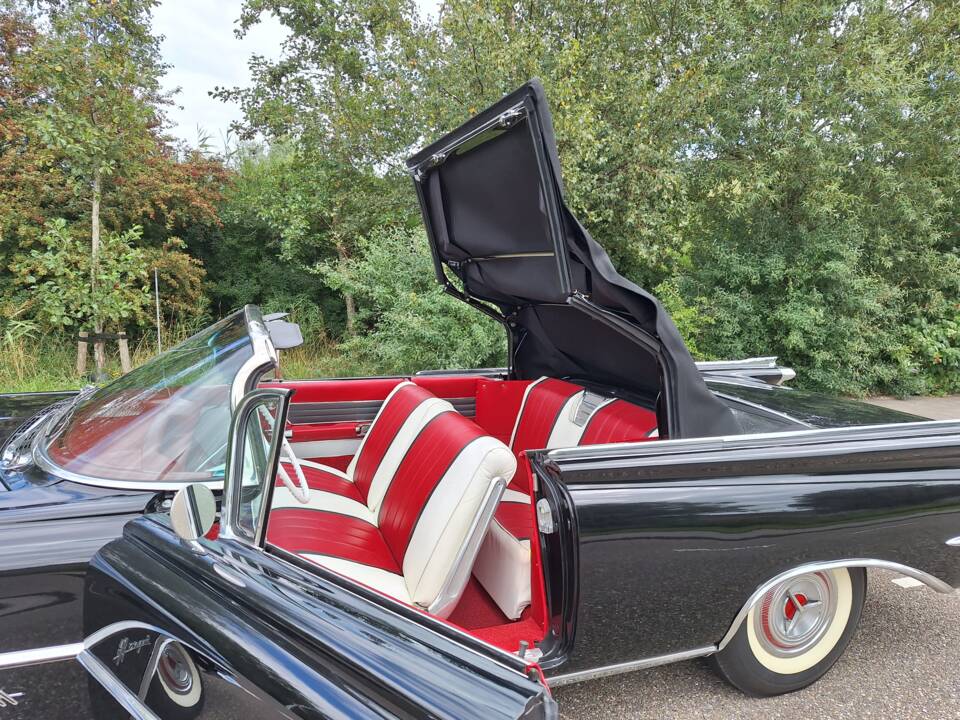 Afbeelding 13/66 van Oldsmobile Super 88 (1959)