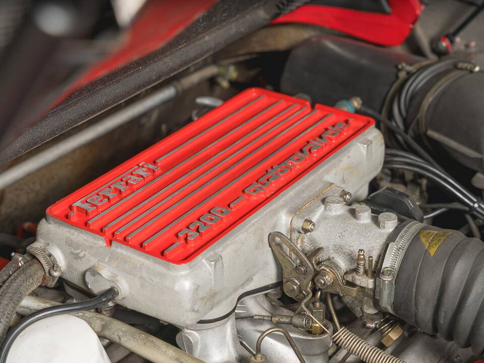 Bild 42/43 von Ferrari 328 GTS (1985)