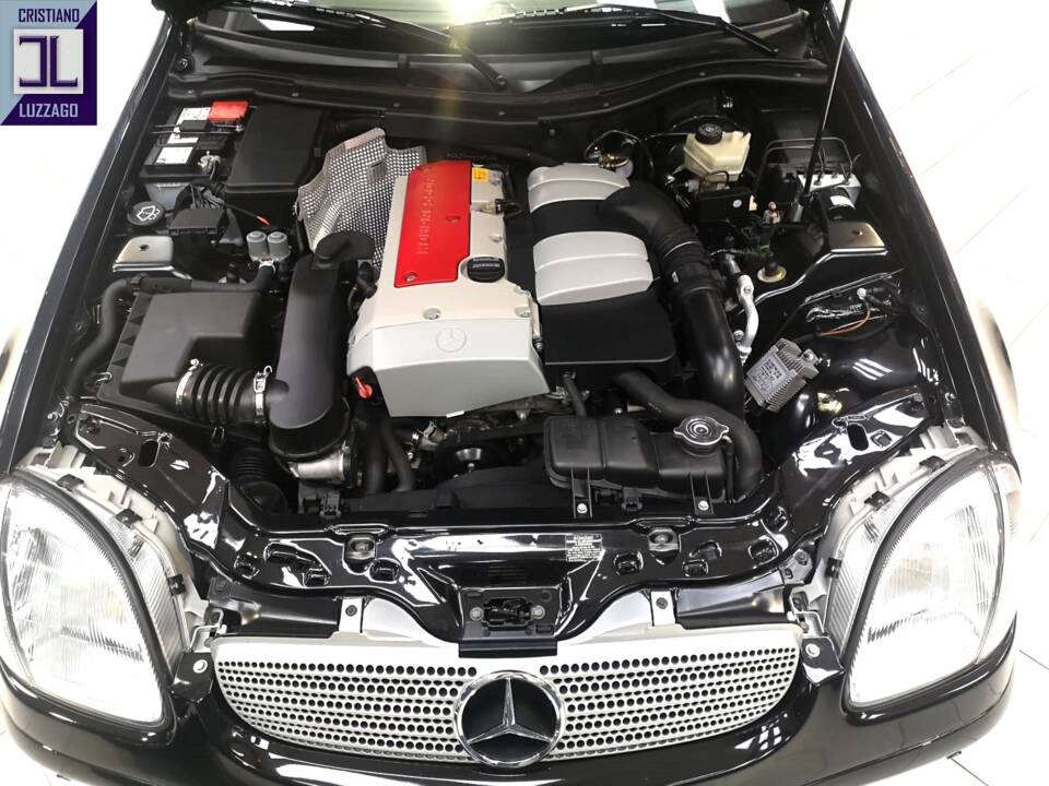 Image 57/72 de Mercedes-Benz SLK 200 Kompressor (2003)