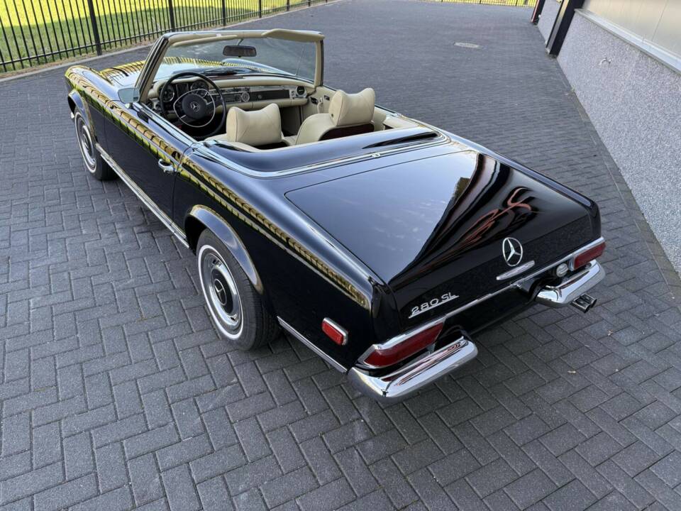 Bild 12/38 von Mercedes-Benz 280 SL (1969)