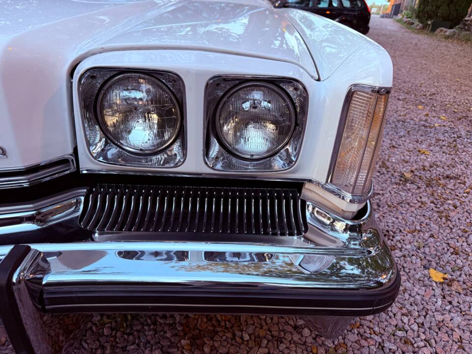 Bild 16/21 von Oldsmobile Toronado Brougham (1973)