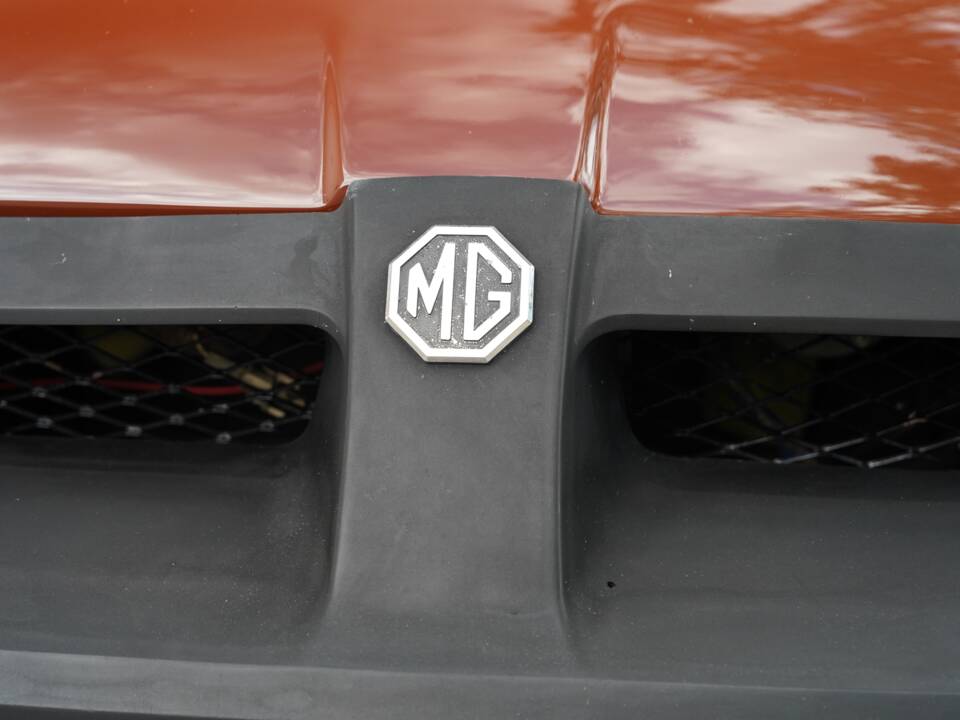 Image 39/100 of MG MGB (1978)