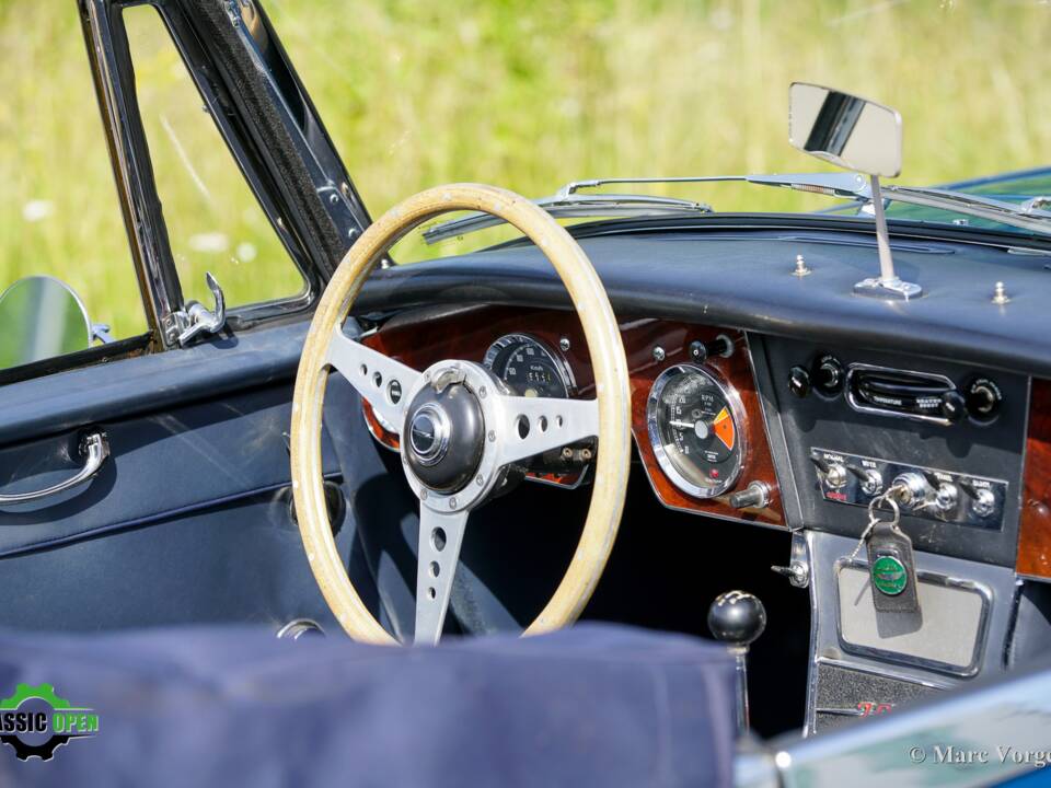 Image 28/47 de Austin-Healey 3000 Mk III (BJ8) (1967)