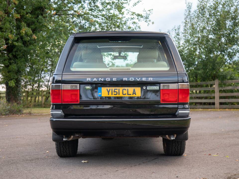 Immagine 8/50 di Land Rover Range Rover 4.6 Vogue (2001)
