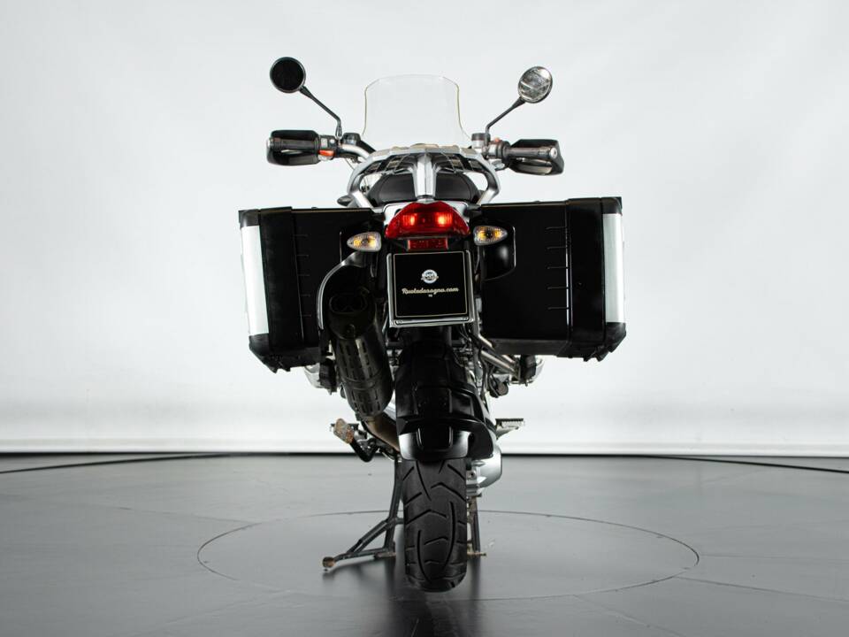 Imagen 3/50 de BMW DUMMY (2006)