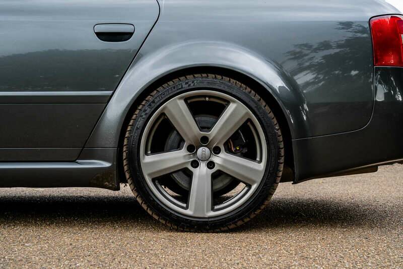 Image 35/50 of Audi RS6 Avant (2003)