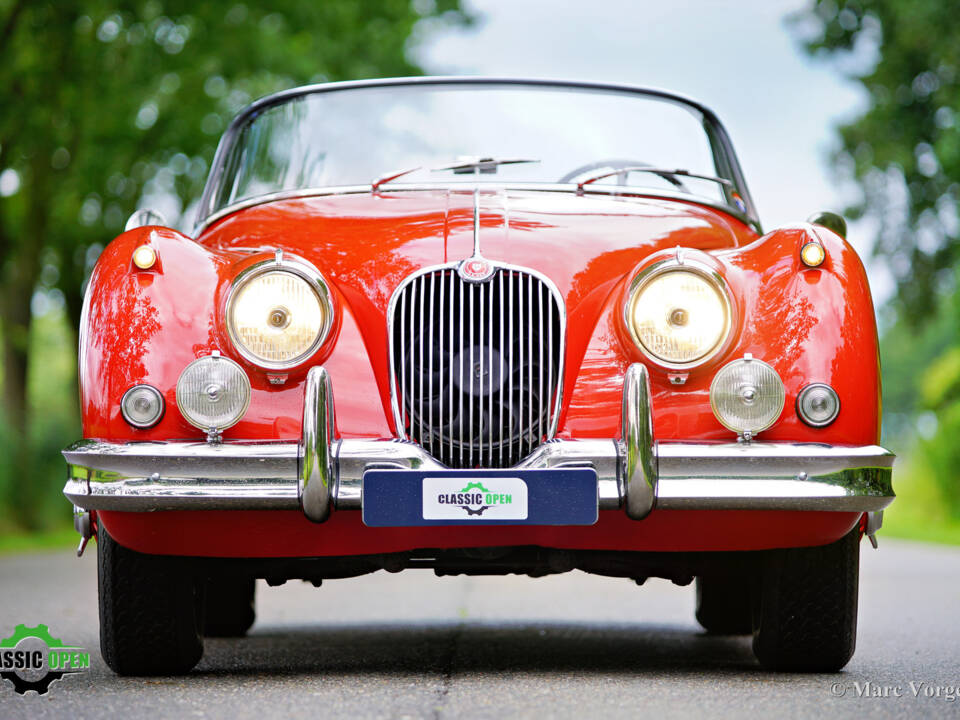 Afbeelding 2/50 van Jaguar XK 150 OTS (1958)