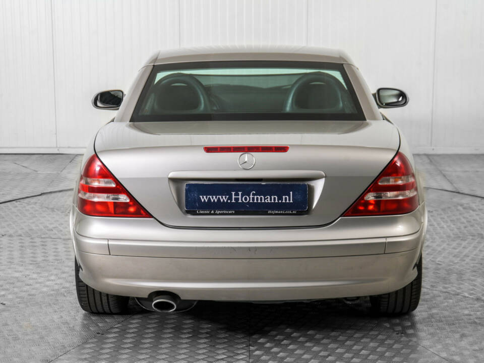 Image 48/50 of Mercedes-Benz SLK 200 Kompressor (2002)