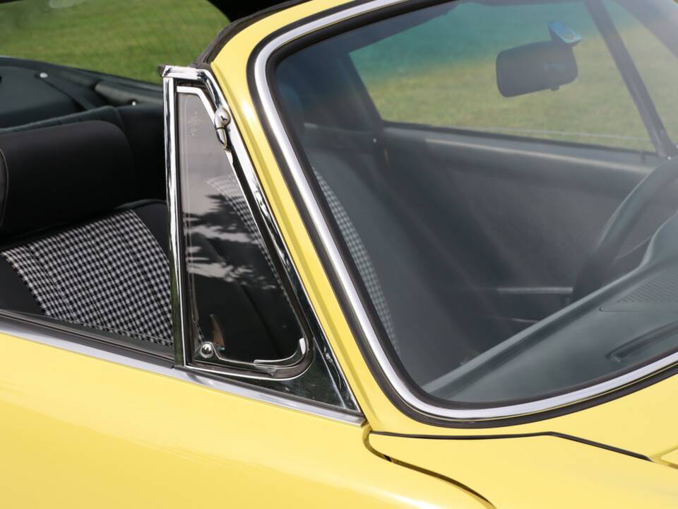 Image 19/50 of Porsche 911 2.2 T (1971)