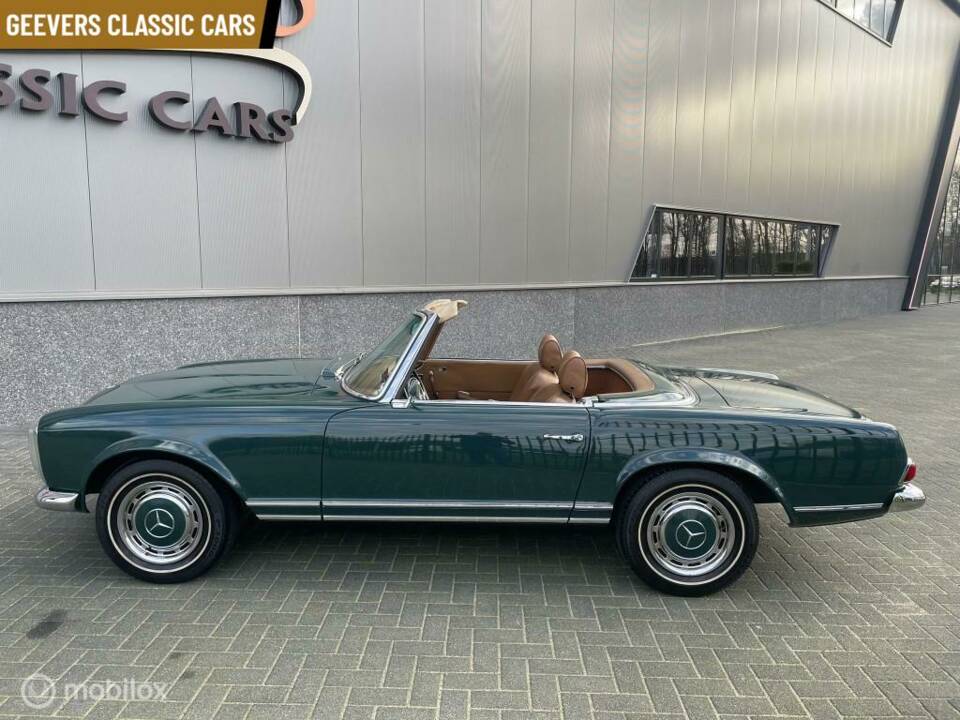 Image 38/45 of Mercedes-Benz 280 SL (1970)