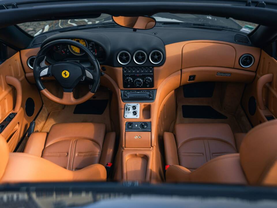 Bild 8/17 von Ferrari 575 Superamerica F1 (2006)