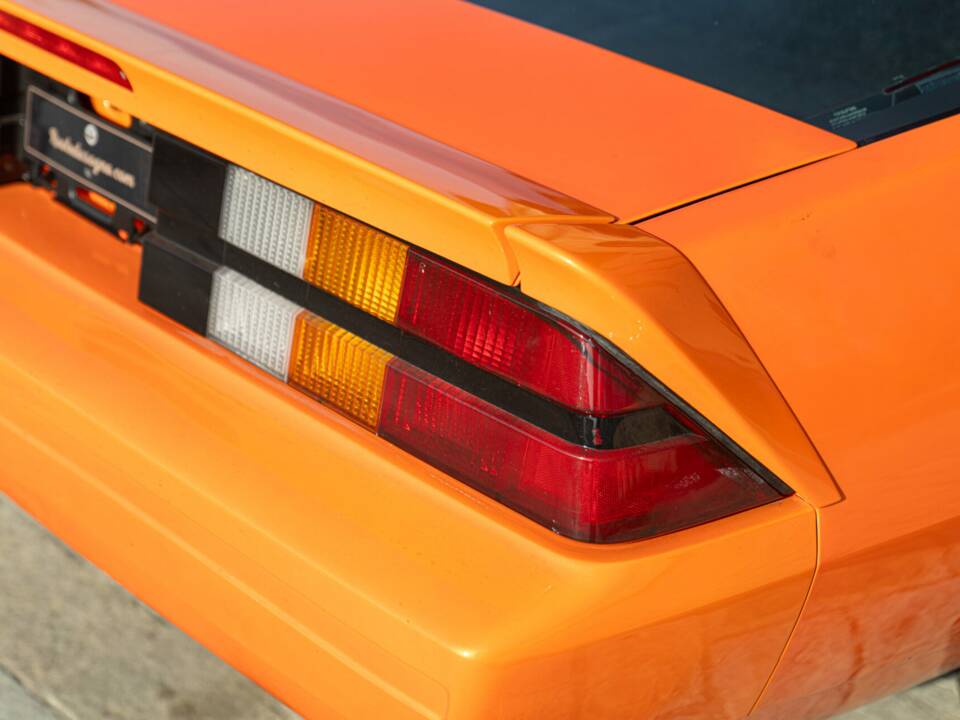 Image 10/50 of Chevrolet Camaro Z28 (1992)