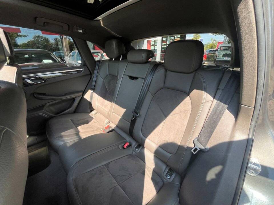 Bild 14/21 von Porsche Macan (2018)
