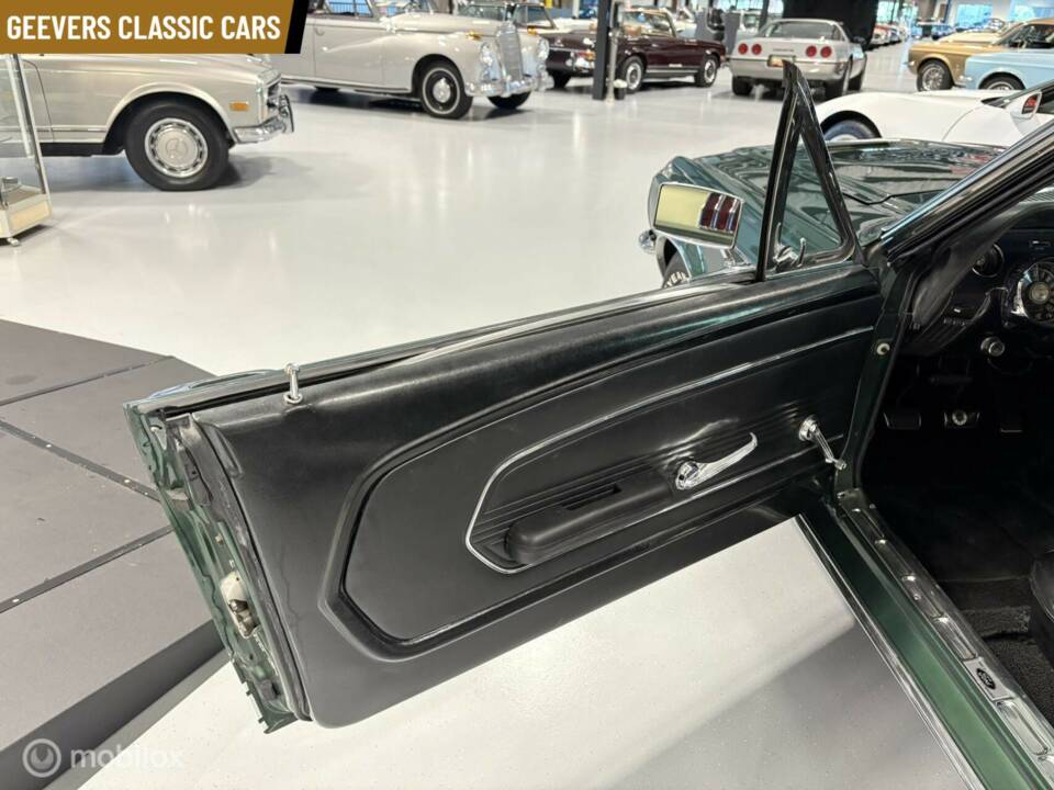 Image 25/25 of Ford Mustang 390 (1967)