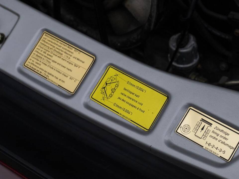 Image 98/132 of Porsche 911 Speedster 3.2 (1989)