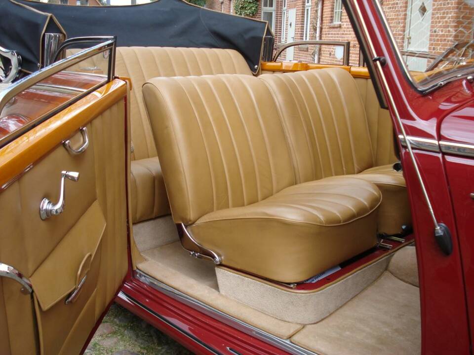 Mercedes-Benz 220 Cabriolet B (W 187) 1951
