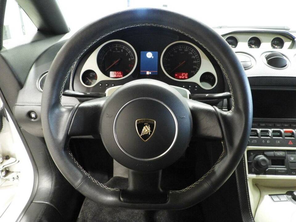 Imagen 4/10 de Lamborghini Gallardo SE (2005)