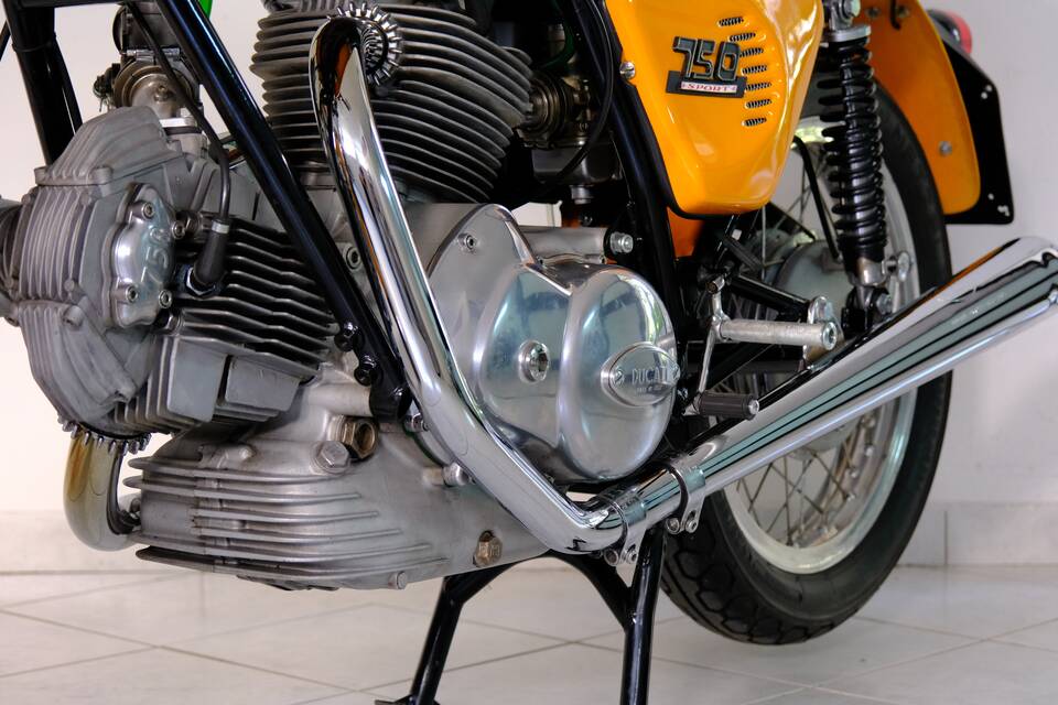 Afbeelding 42/96 van Ducati 750 Sport (1974)