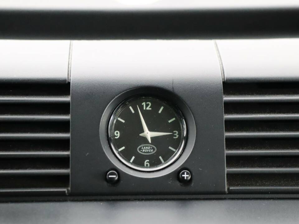 Bild 40/50 von Land Rover Defender 130 Double Cab (2007)