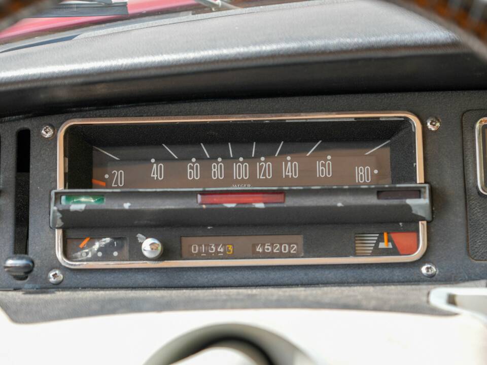 Immagine 15/34 di Citroën ID 19 (1968)