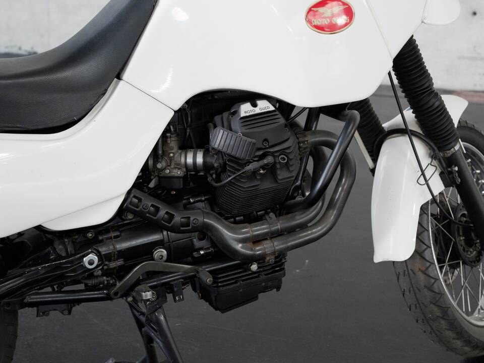 Immagine 12/19 di Moto Guzzi 750 X PA (1997)