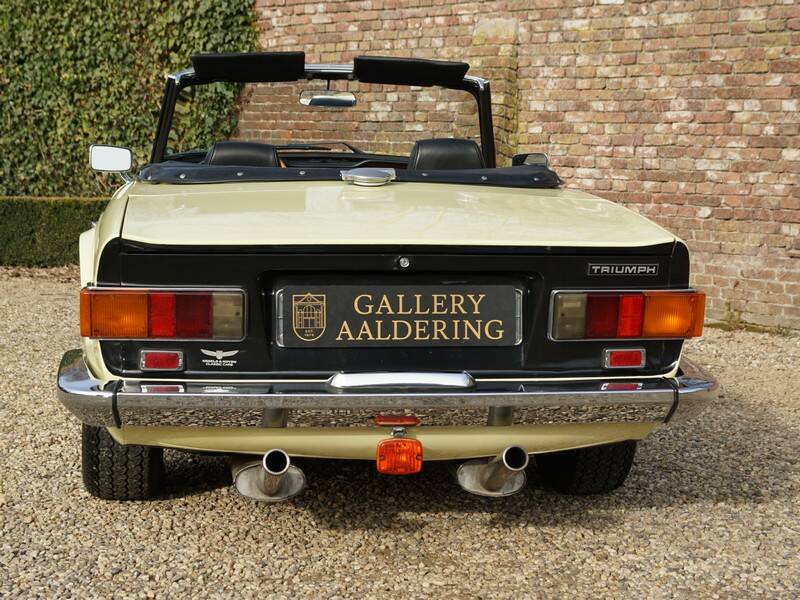 Image 25/50 of Triumph TR 6 (1971)