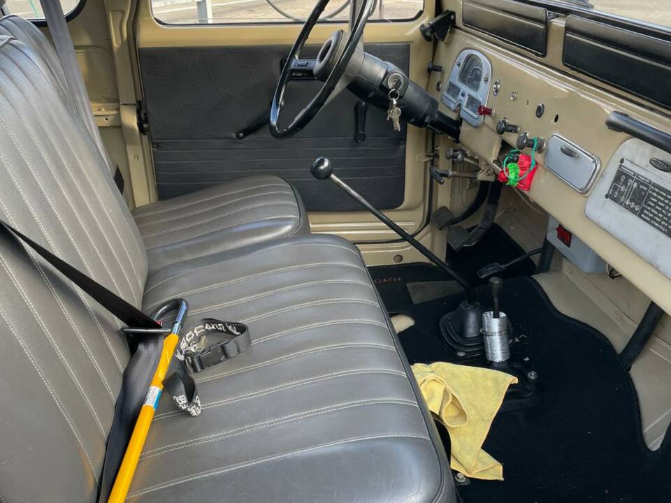 Bild 5/5 von Toyota Land Cruiser BJ 40 (1977)