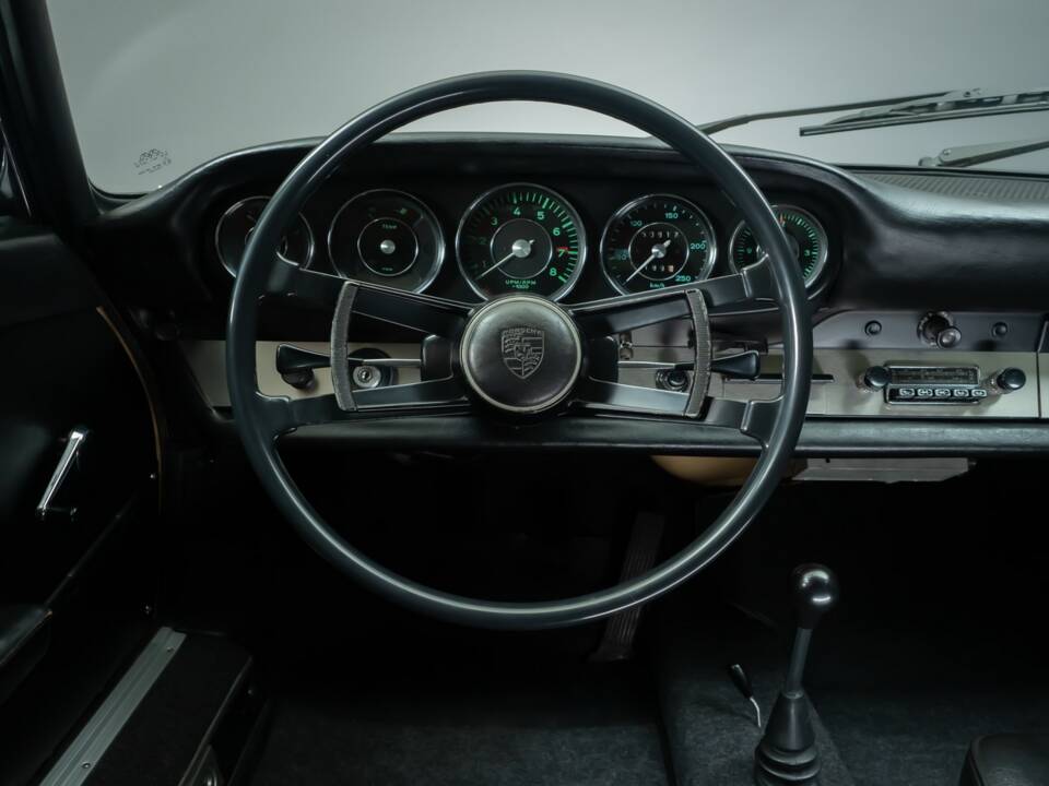 Bild 12/26 von Porsche 911 2.0 (1966)