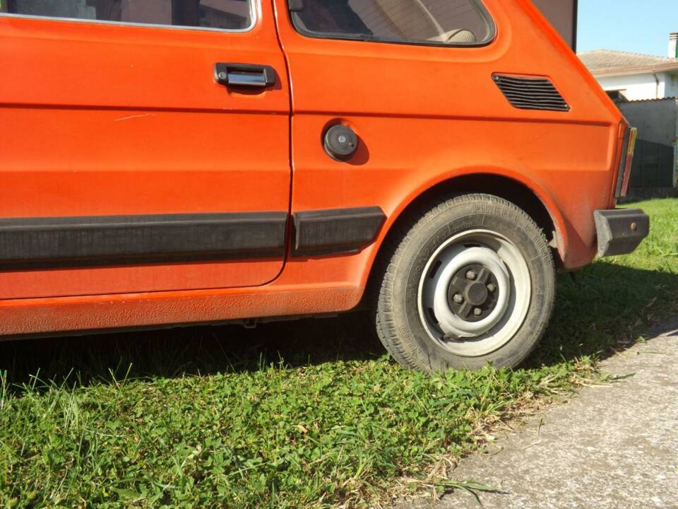 Image 50/50 de FIAT 126 (1981)