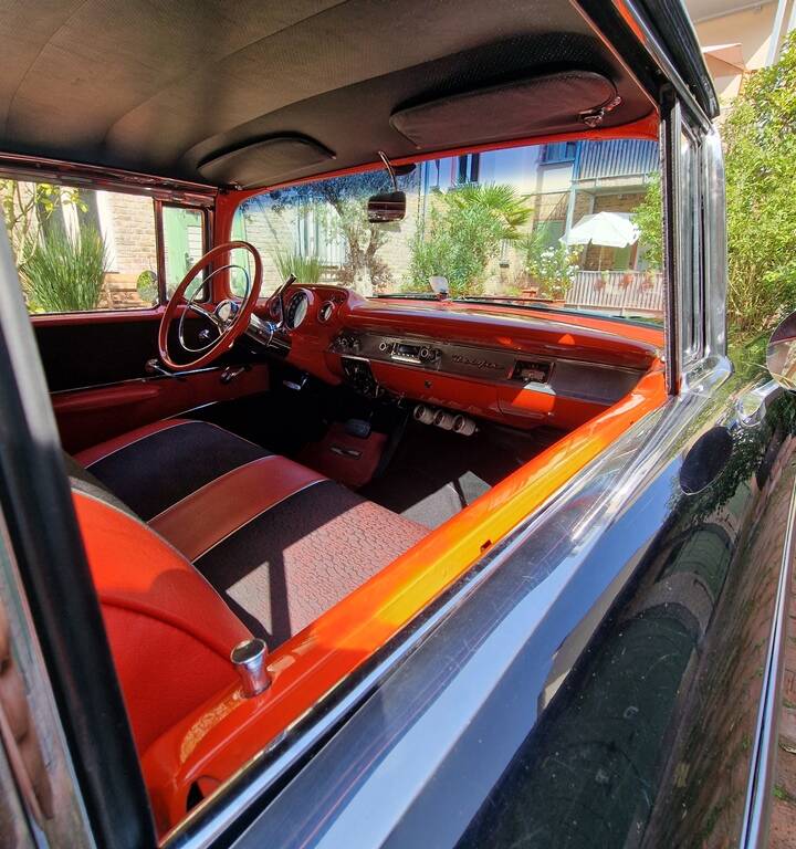 Image 32/144 of Chevrolet Bel Air Hardtop Coupe (1957)