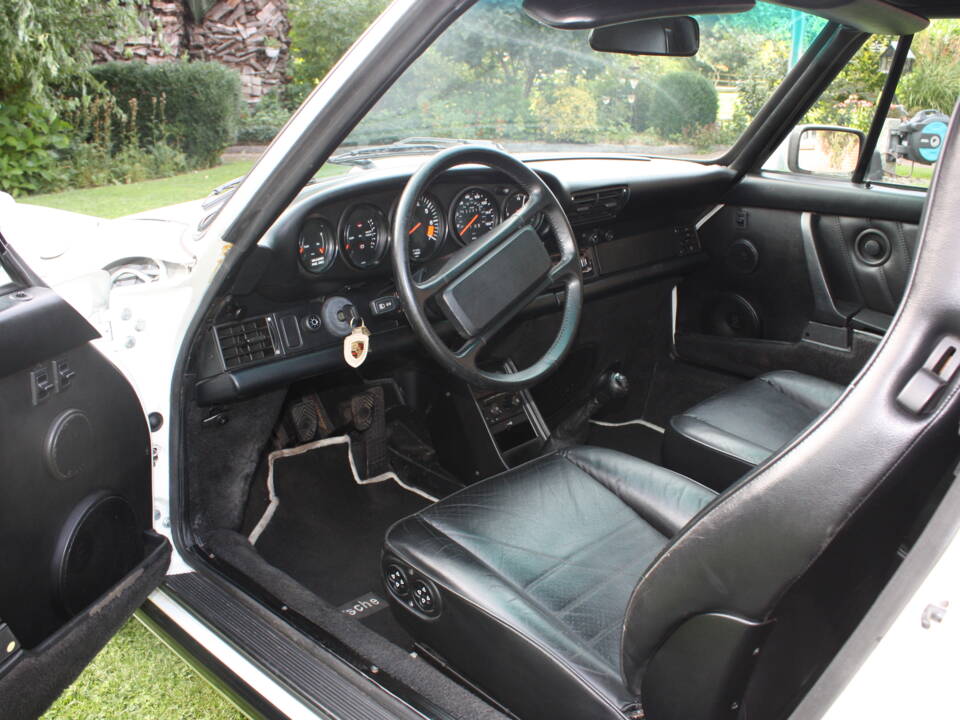 Imagen 6/13 de Porsche 911 Carrera 3.2 (1989)