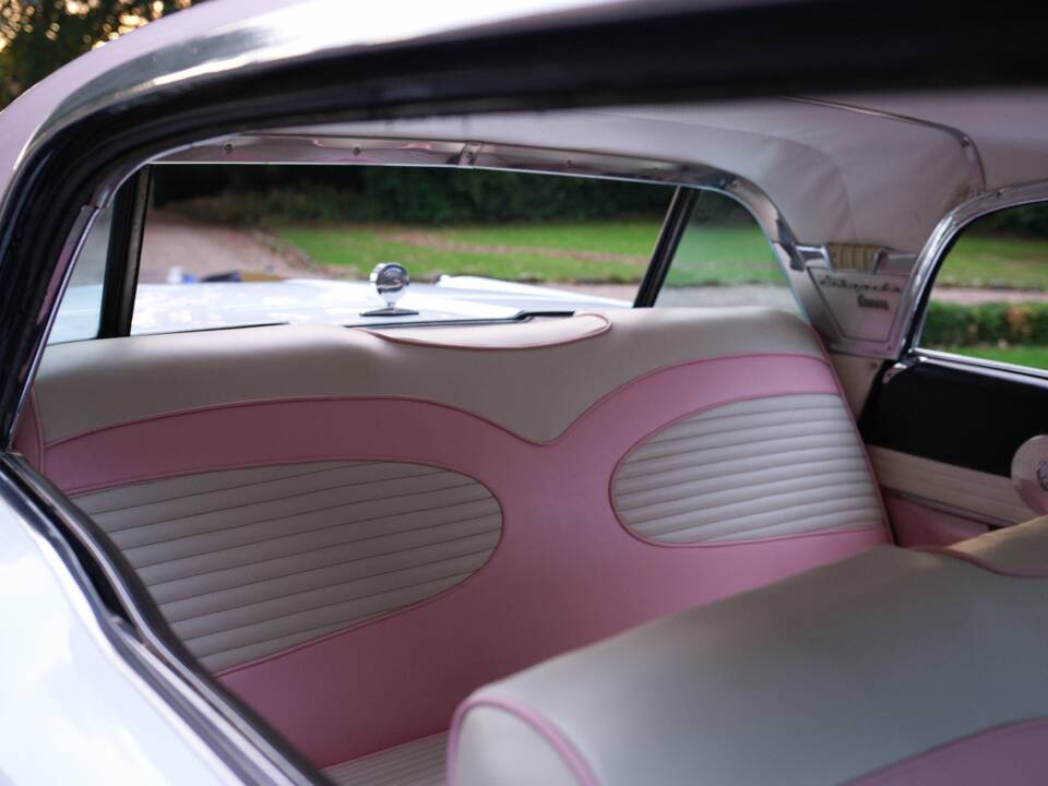 Imagen 25/78 de Mercury Turnpike Cruiser (1957)