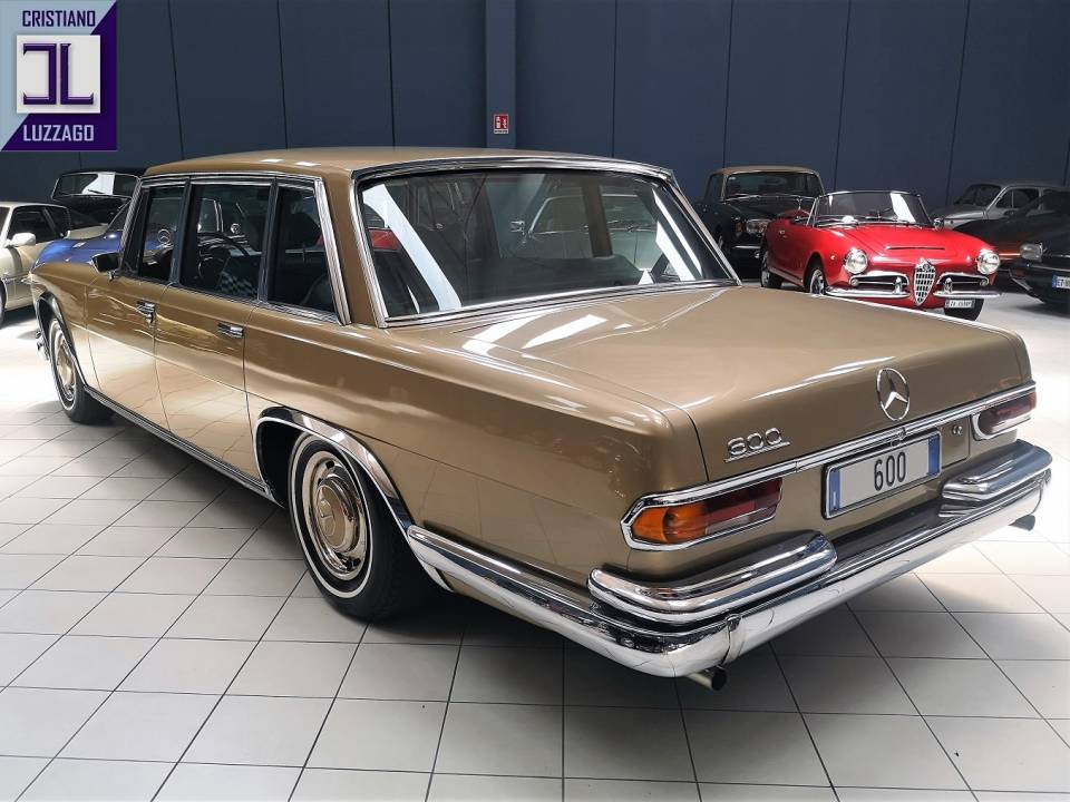 Image 6/42 of Mercedes-Benz 600 (1968)