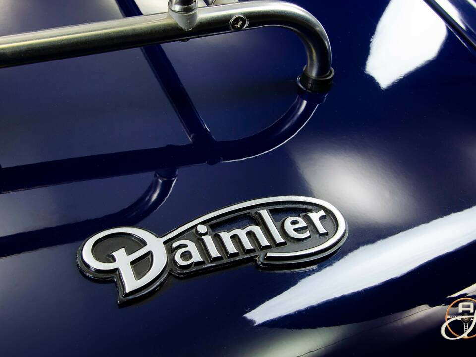 Bild 17/20 von Daimler SP 250 (1960)