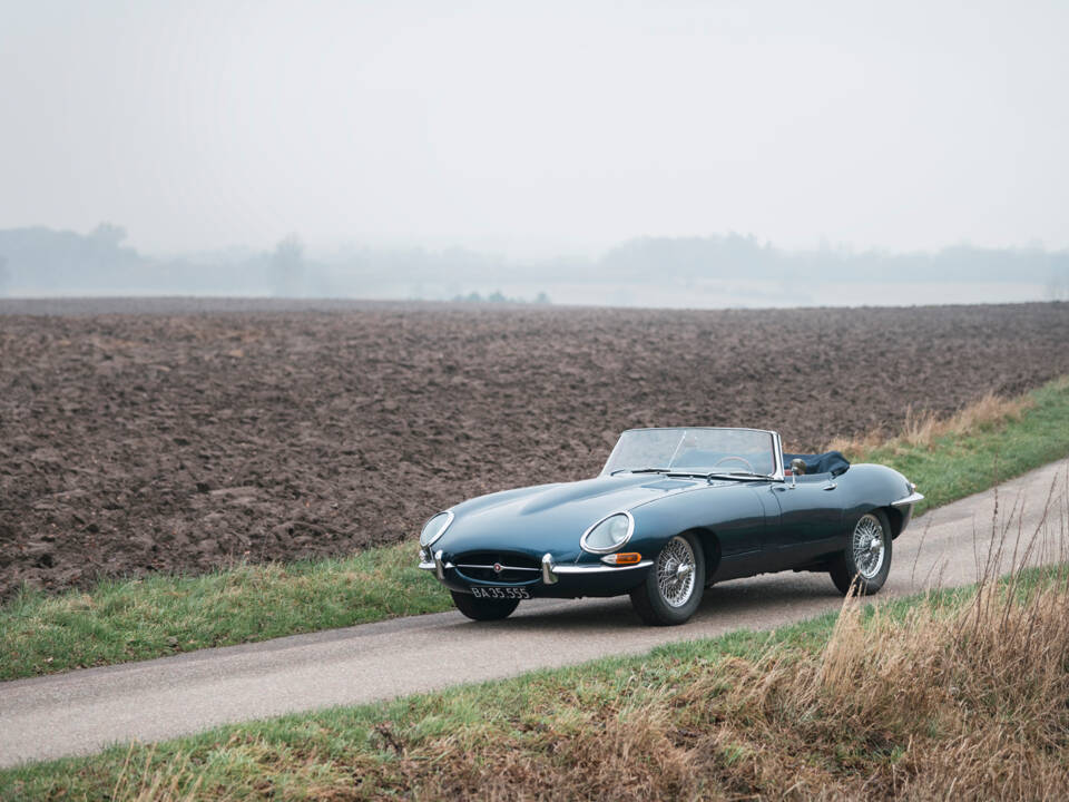 Image 15/21 of Jaguar E-Type 3.8 Flat Floor (1961)
